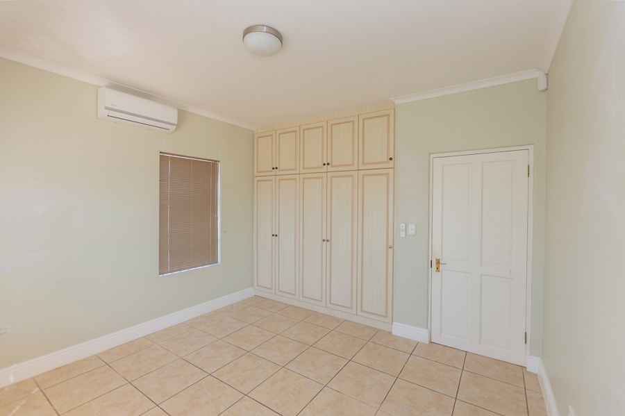 3 Bedroom Property for Sale in Country Club Western Cape